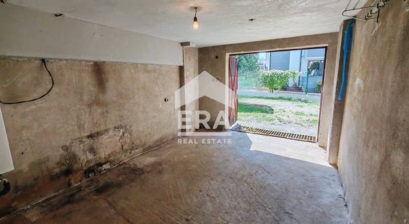 Продава  Гараж град Търговище , Център , 18 кв.м | 16359641 - изображение [2]