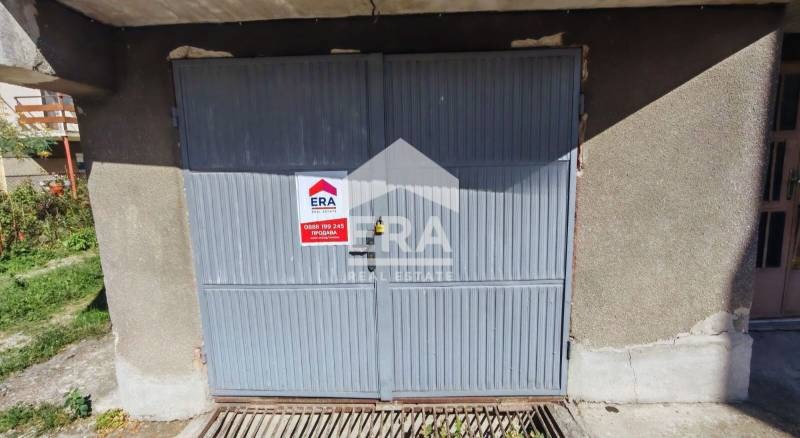 Продава  Гараж град Търговище , Център , 18 кв.м | 16359641