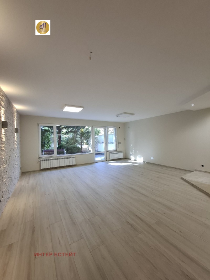 Продава МНОГОСТАЕН, гр. София, Павлово