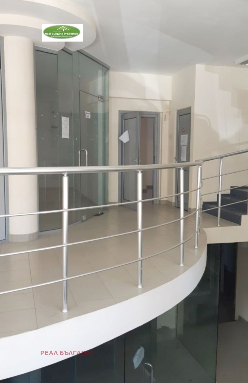 Продава МАГАЗИН, гр. Русе, Център, снимка 10 - Магазини - 52754381