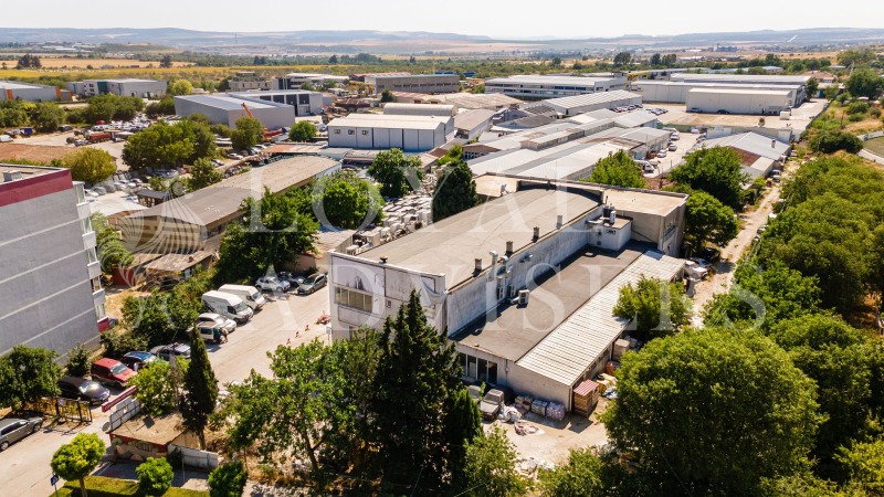 На продаж  Промислова будівля область Варна , Аксаково , 835 кв.м | 31482983 - зображення [2]