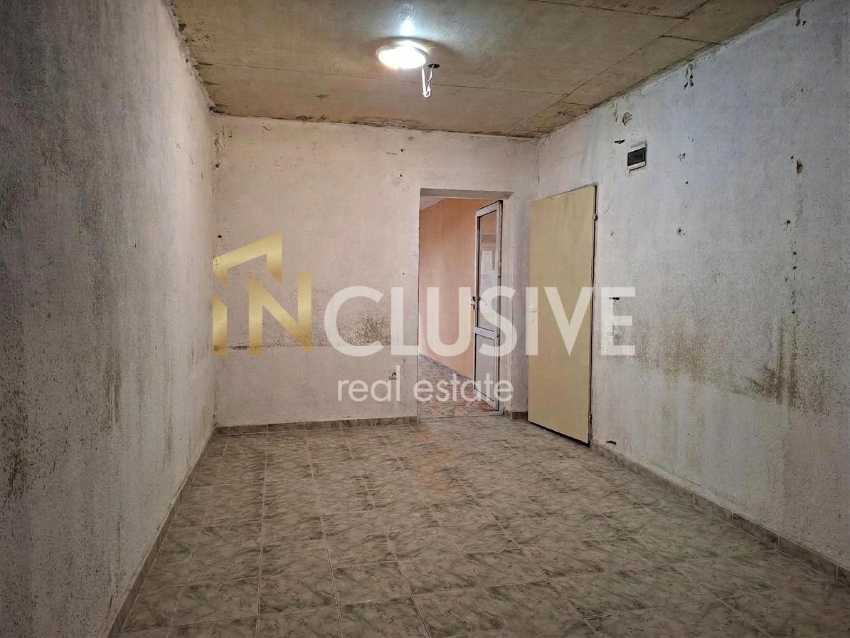 Продава ГАРАЖ, ПАРКОМЯСТО, гр. Варна, Лятно кино Тракия, снимка 4 - Гаражи и паркоместа - 53958993