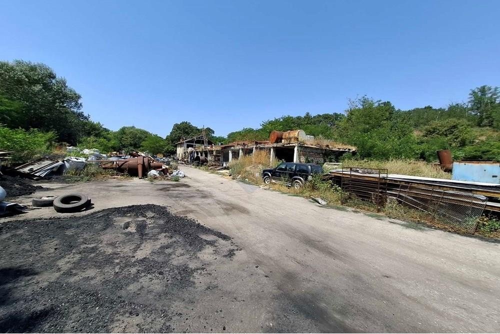 Продава ПРОМ. ПОМЕЩЕНИЕ, гр. Долни чифлик, област Варна, снимка 5 - Производствени сгради - 53956698