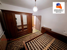 1 chambre Iovkovo, Dobritch 1