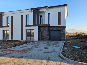 Hus Bozhurishte, region Sofia 3