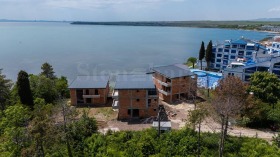 Продава  Къща, гр. Поморие