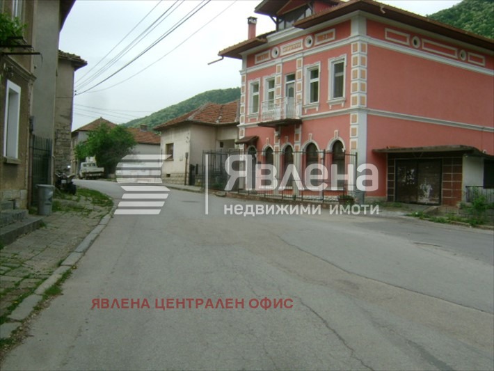 Продава КЪЩА, с. Гложене, област Ловеч, снимка 4 - Къщи - 56318739