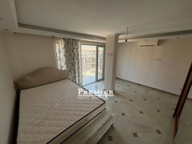 3+ bedroom Sveti Vlas, region Burgas 2