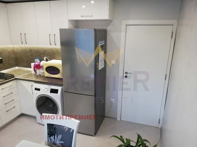 Продава 2-СТАЕН, гр. Бургас, Славейков, снимка 2 - Апартаменти - 54591217