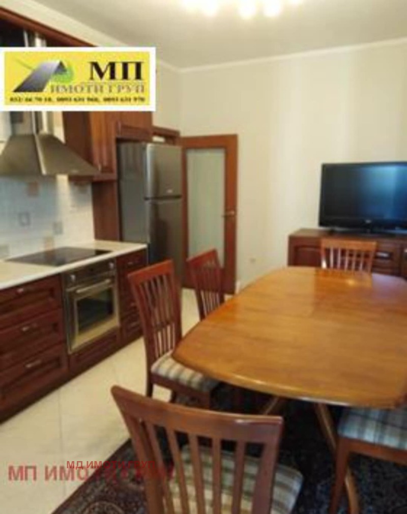 Eladó  2 hálószobás Plovdiv , Vastanicseski , 86 négyzetméter | 36504103