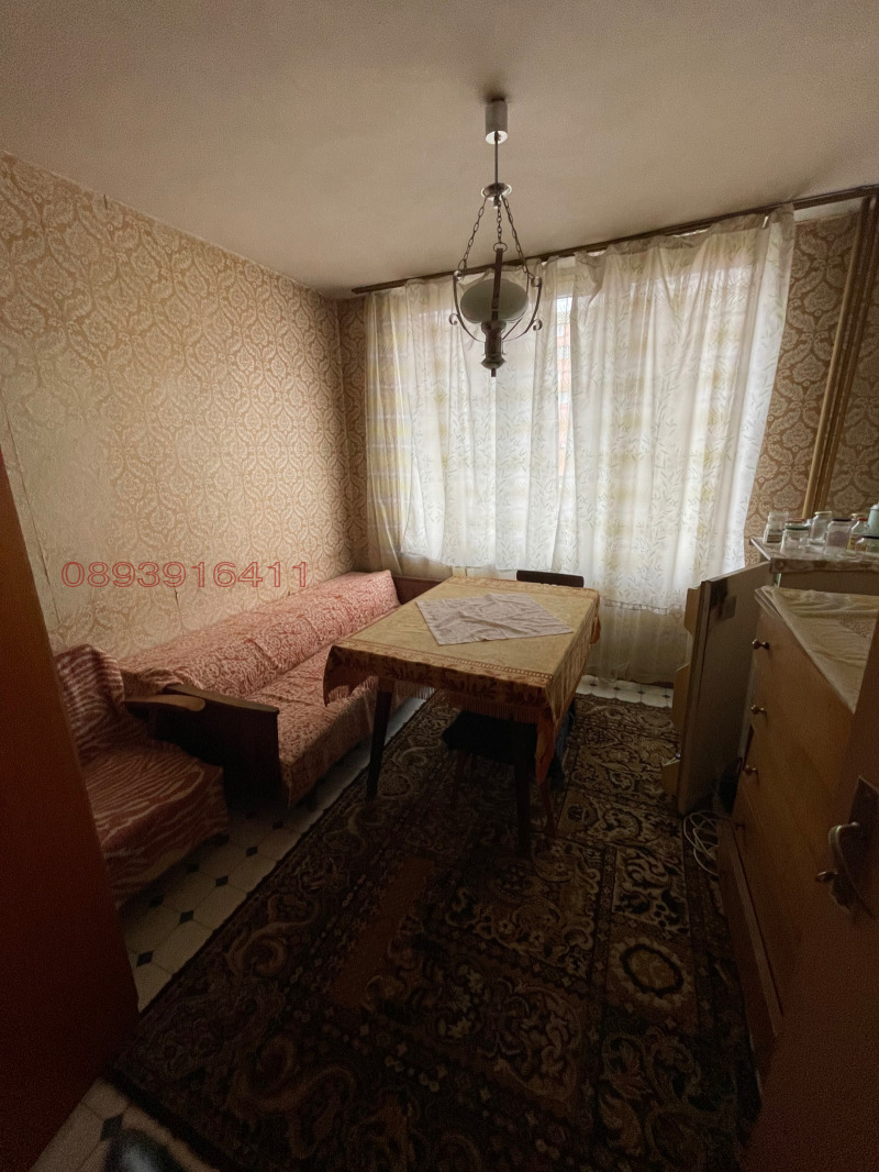 Продава 4-СТАЕН, гр. Благоевград, Еленово 1, снимка 11 - Апартаменти - 52786258