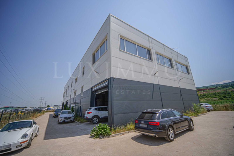 Продава СКЛАД, град София, с. Герман • 3000000 € / 5867490.00 лв. • 84604758 1