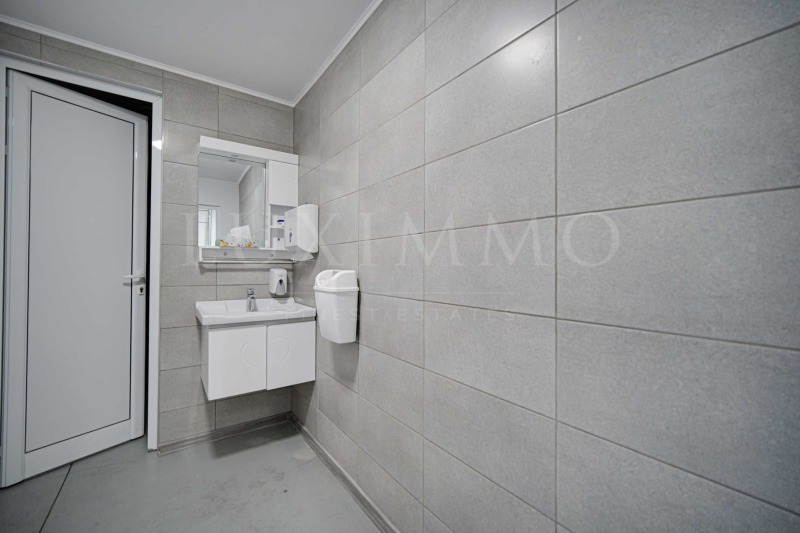 Продава СКЛАД, гр. София, с. Герман, снимка 15 - Складове - 52249025