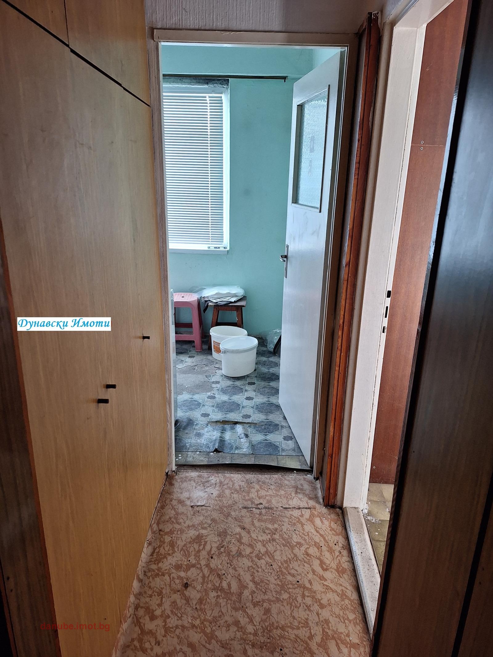 Продава 2-СТАЕН, гр. Русе, Чародейка - Юг, снимка 5 - Апартаменти - 54728805
