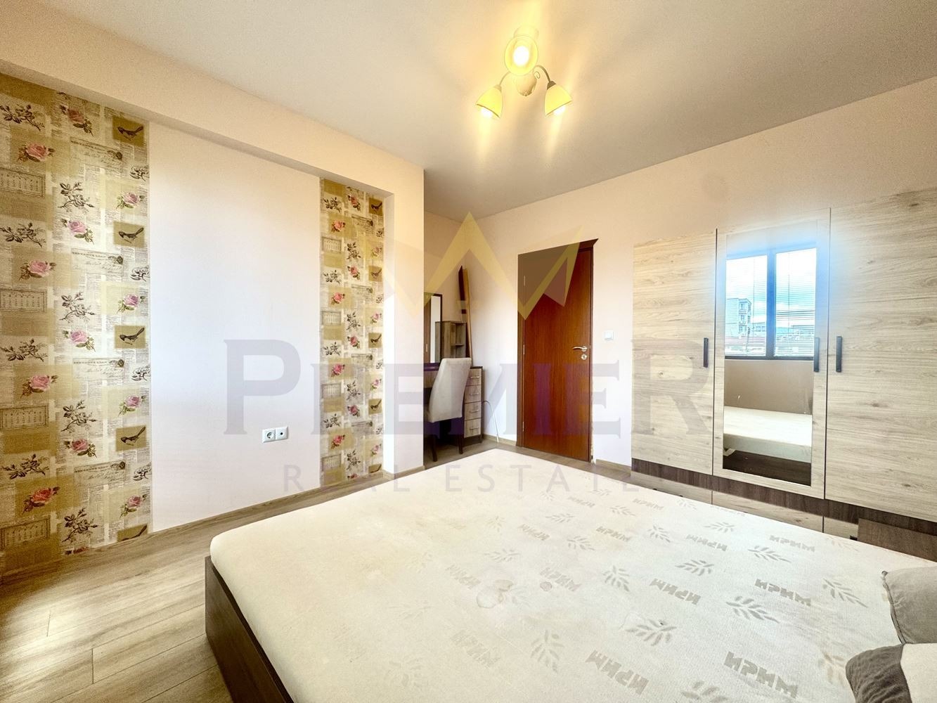 Продава 3-СТАЕН, гр. Варна, Център, снимка 3 - Апартаменти - 55309394
