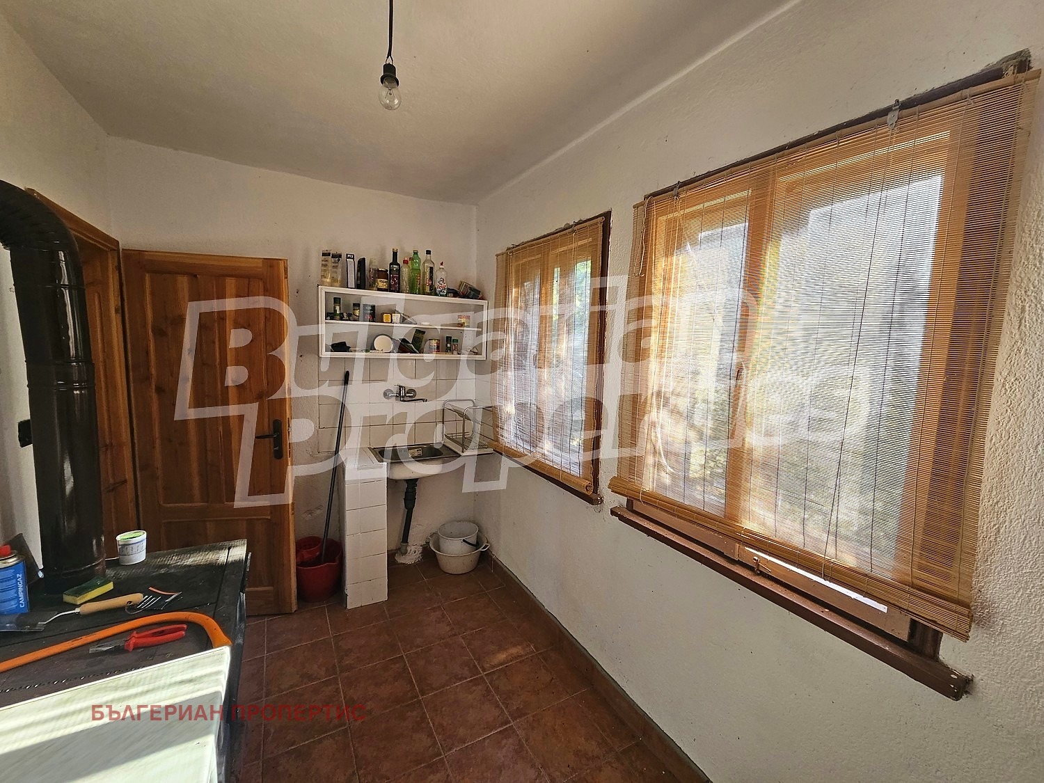 Продава КЪЩА, гр. Долна баня, област София област, снимка 17 - Къщи - 56279527