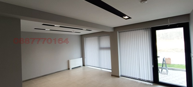 Na sprzedaż  Biuro Pernik , Ladowica , 70 mkw | 96958549 - obraz [3]