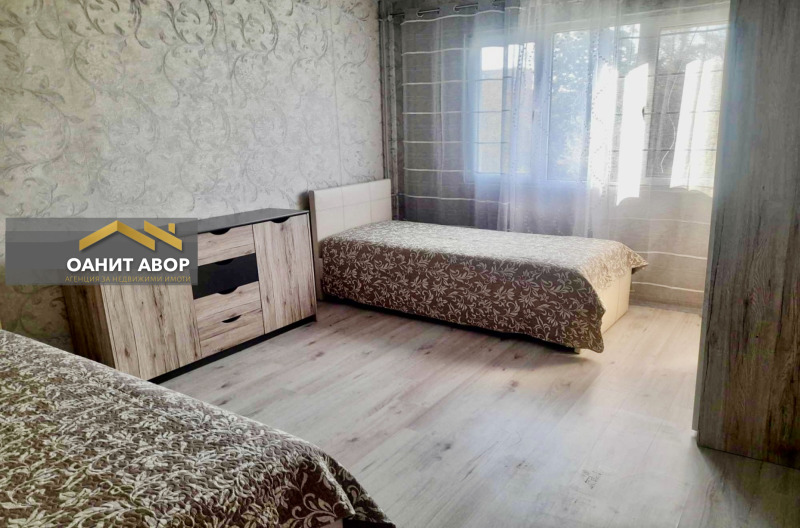 Na prodej  2 ložnice Sofia , Slatina , 95 m2 | 85412744 - obraz [8]