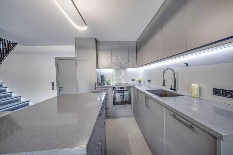 Продава МЕЗОНЕТ, гр. София, Изток, снимка 6 - Апартаменти - 52211312