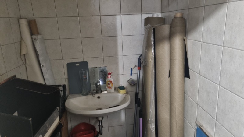 Продава ОФИС, гр. София, Борово, снимка 2 - Офиси - 53370650