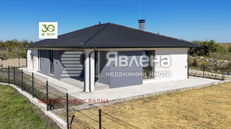 Продава КЪЩА, с. Баново, област Варна, снимка 2 - Къщи - 47501044