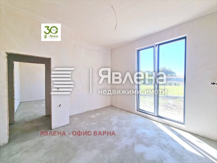 Продава КЪЩА, с. Баново, област Варна, снимка 5 - Къщи - 47501044