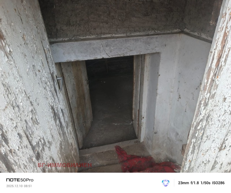 Продава КЪЩА, с. Карапелит, област Добрич, снимка 10 - Къщи - 52800301