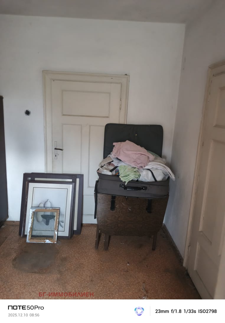 Продава КЪЩА, с. Карапелит, област Добрич, снимка 8 - Къщи - 52800301