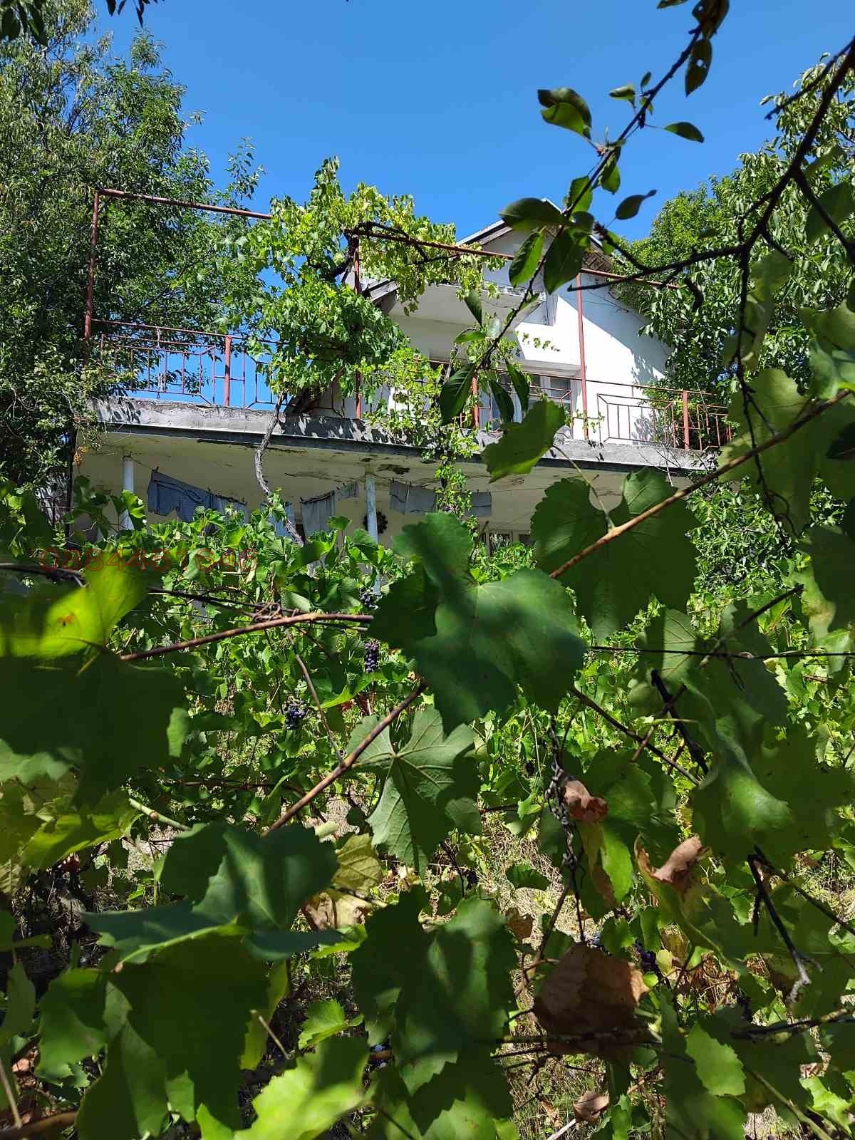 Продава ВИЛА, гр. Шумен, Гривица