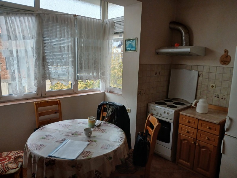 Продава 2-СТАЕН в област Благоевград, гр. Сандански - 74 кв.м / 88 600 € » 173 286.54 лв., КОМ ЕТ