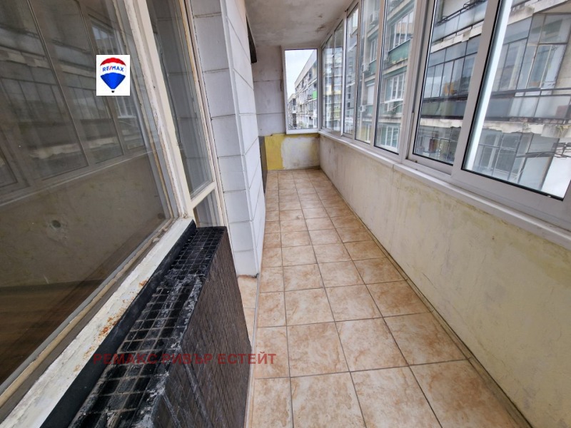 Продава 3-СТАЕН, гр. Русе, Широк център, снимка 12 - Апартаменти - 52798077