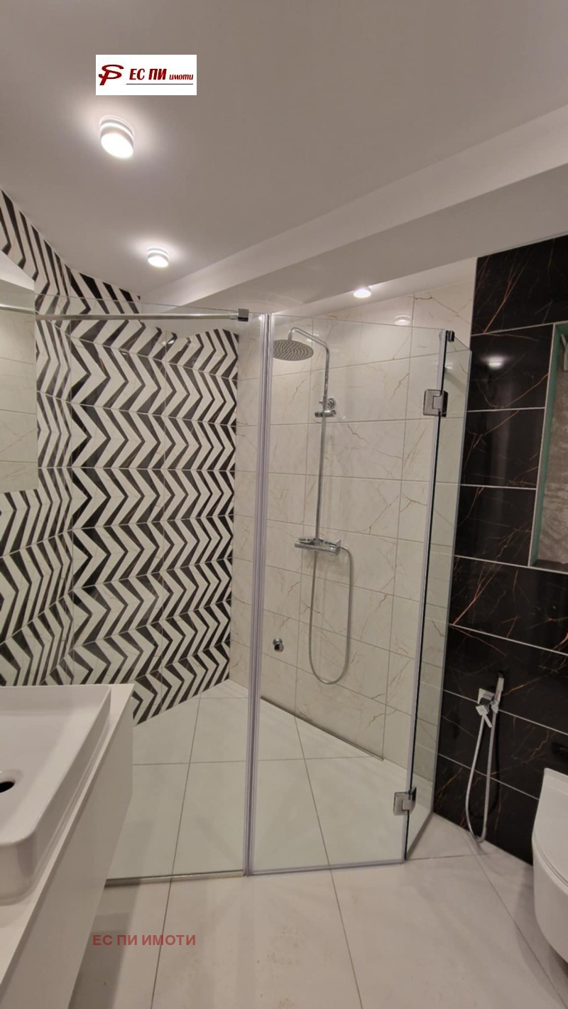 Продава 3-СТАЕН, гр. Русе, Център, снимка 6 - Апартаменти - 53383090