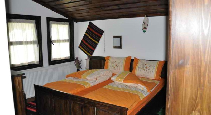 Продава КЪЩА, с. Делчево, област Благоевград, снимка 6 - Къщи - 52788706