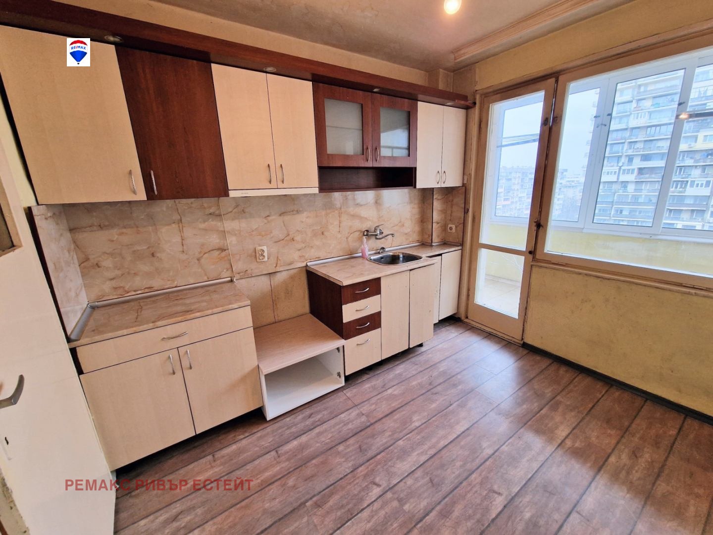 Продава 3-СТАЕН, гр. Русе, Широк център, снимка 2 - Апартаменти - 52798077