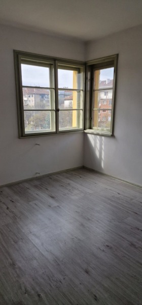 1 chambre Banichora, Sofia 7