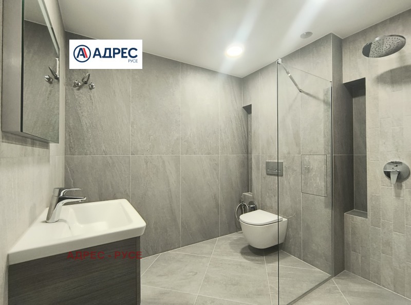 Продава 4-СТАЕН, гр. Русе, Възраждане, снимка 2 - Апартаменти - 50560424