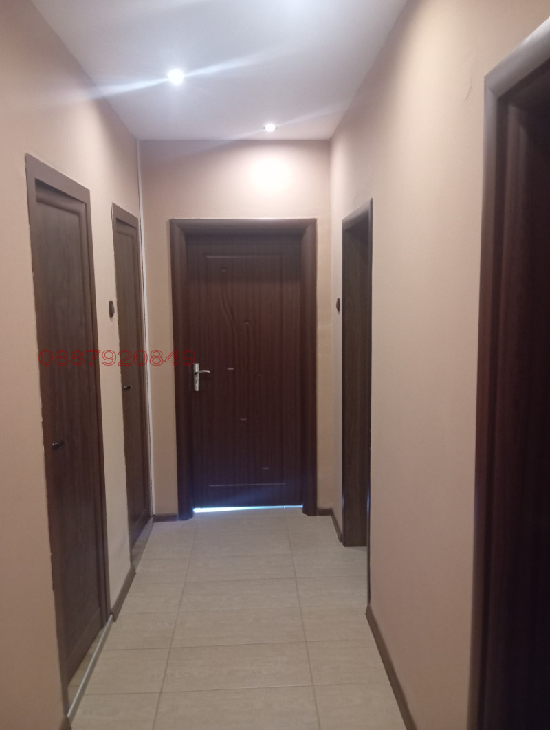 Продава 3-СТАЕН, гр. София, Толстой