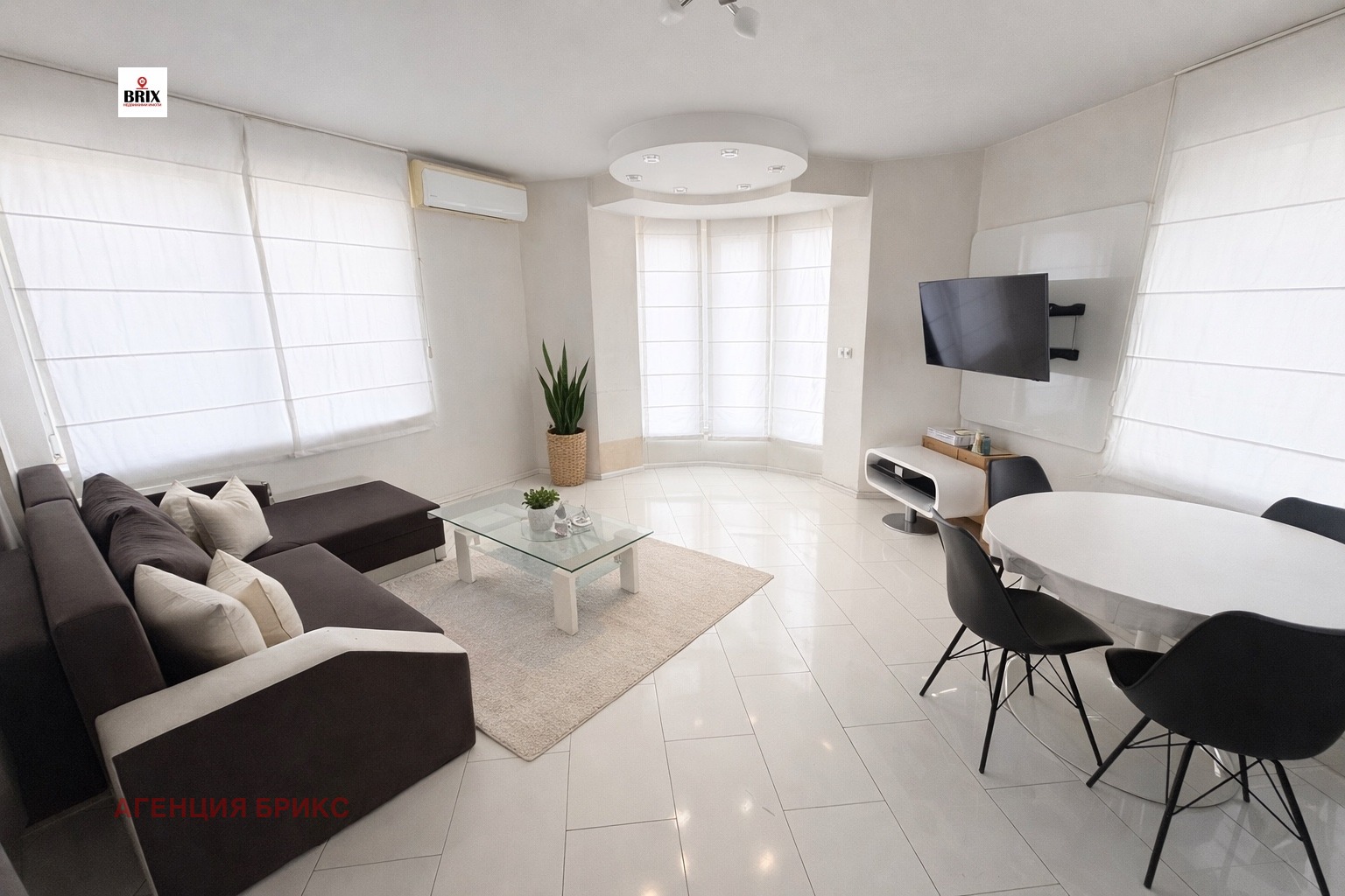 Продава АТЕЛИЕ, ТАВАН, гр. Русе, Център, снимка 2 - Апартаменти - 53763182