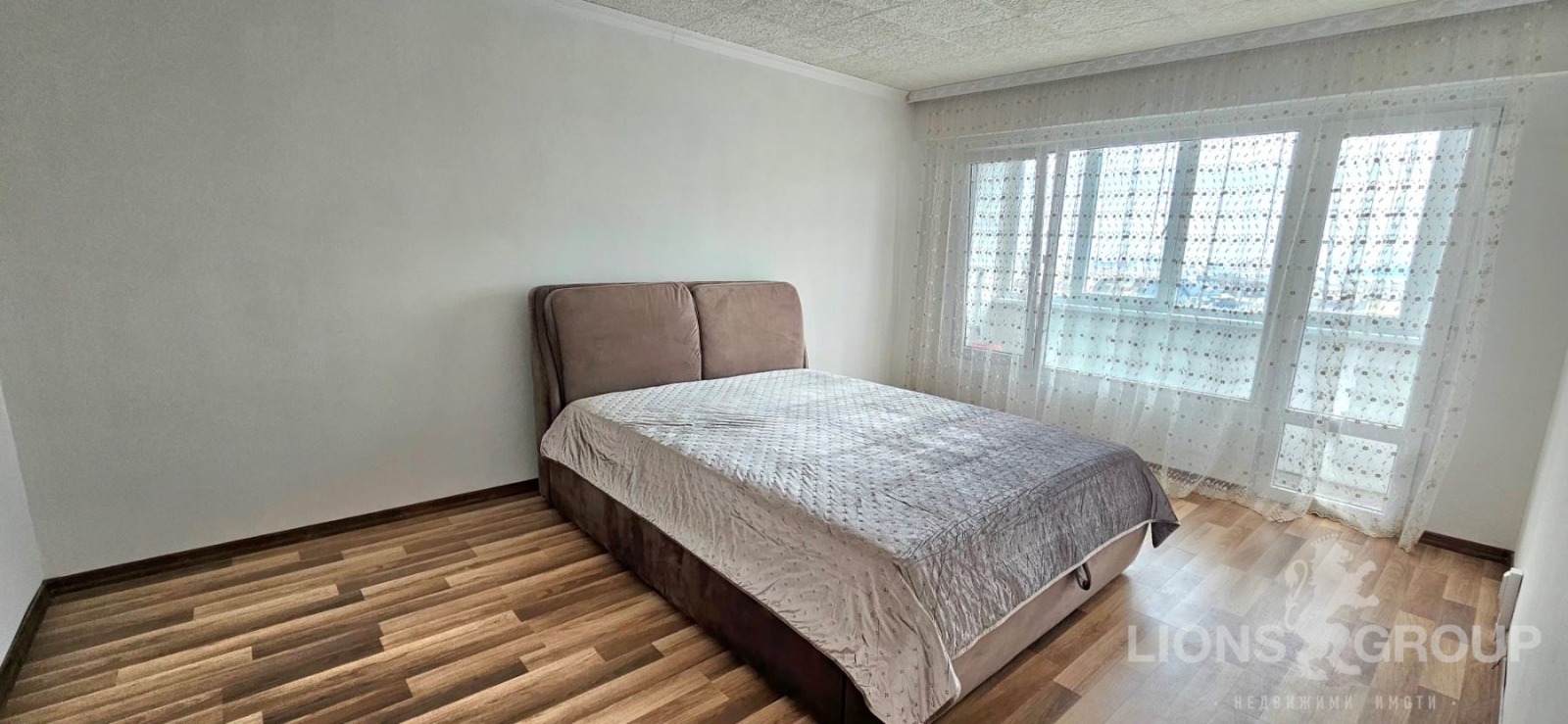 Продава 4-СТАЕН, гр. Варна, Цветен квартал