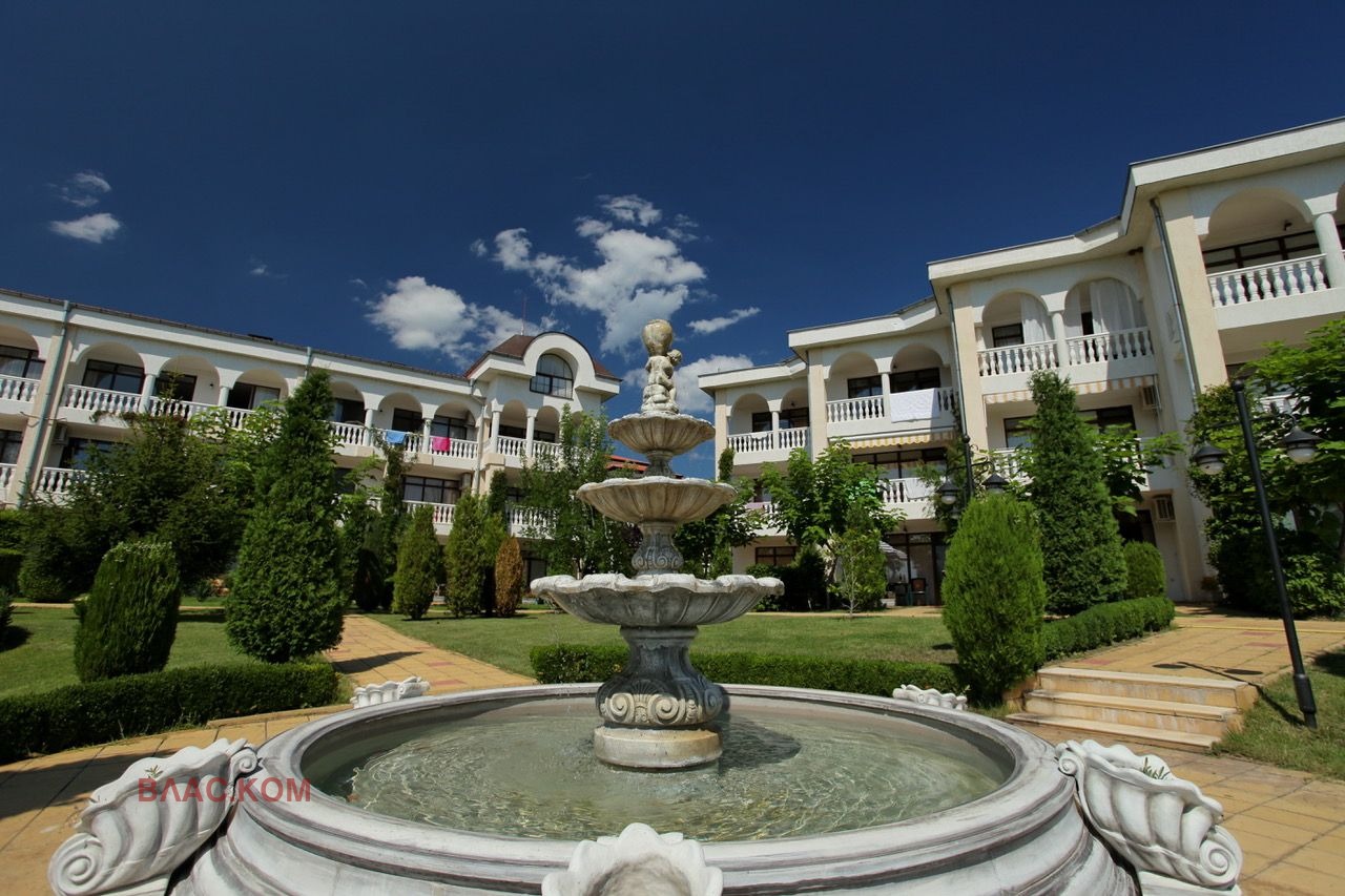 Продава МНОГОСТАЕН, гр. Свети Влас, област Бургас, снимка 2 - Апартаменти - 54076835