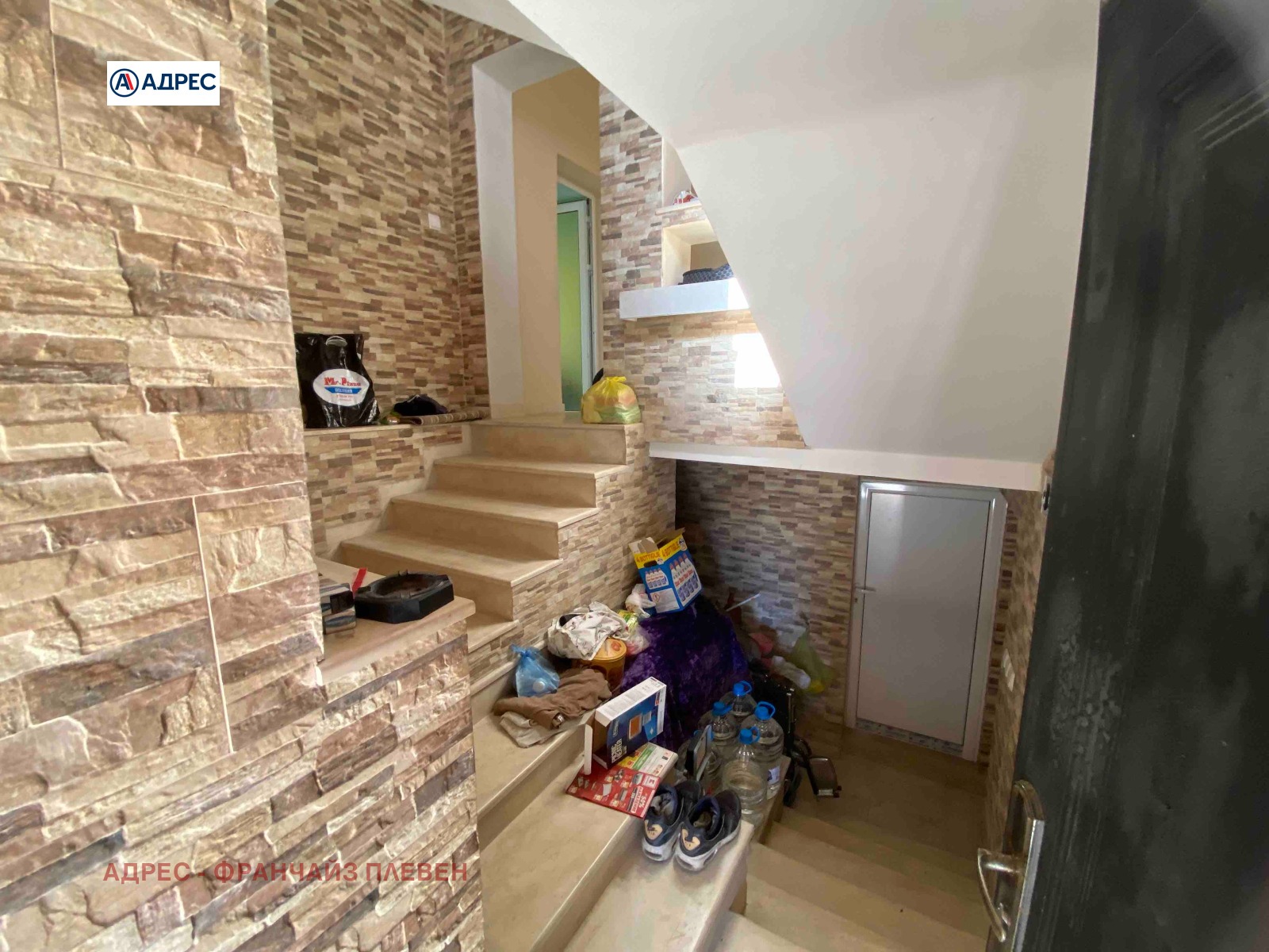 Продава КЪЩА, с. Паволче, област Враца, снимка 3 - Къщи - 56071467