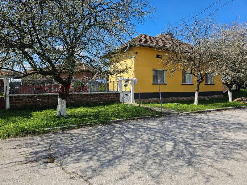 Продава КЪЩА в област Плевен, с. Гиген - 93 кв.м / 40 000 € » 78 233.20 лв.