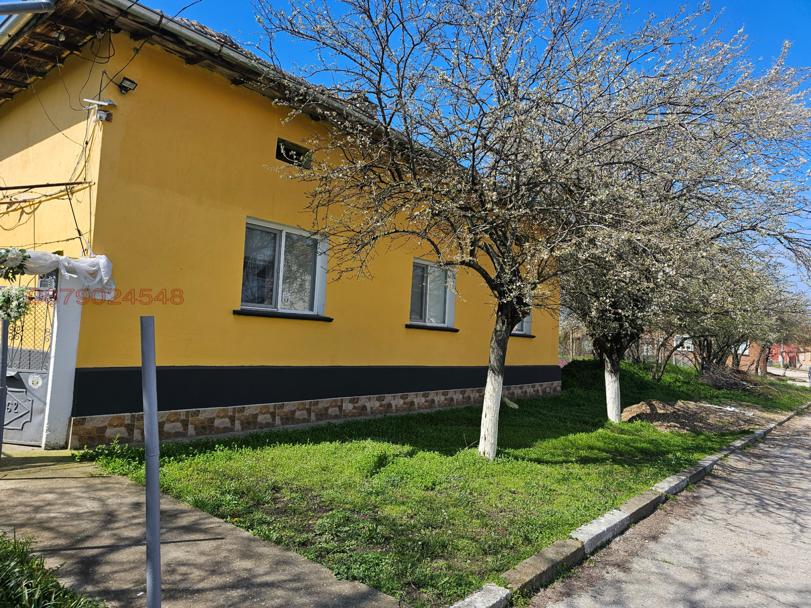 Продава КЪЩА, с. Гиген, област Плевен, снимка 2 - Къщи - 54061144