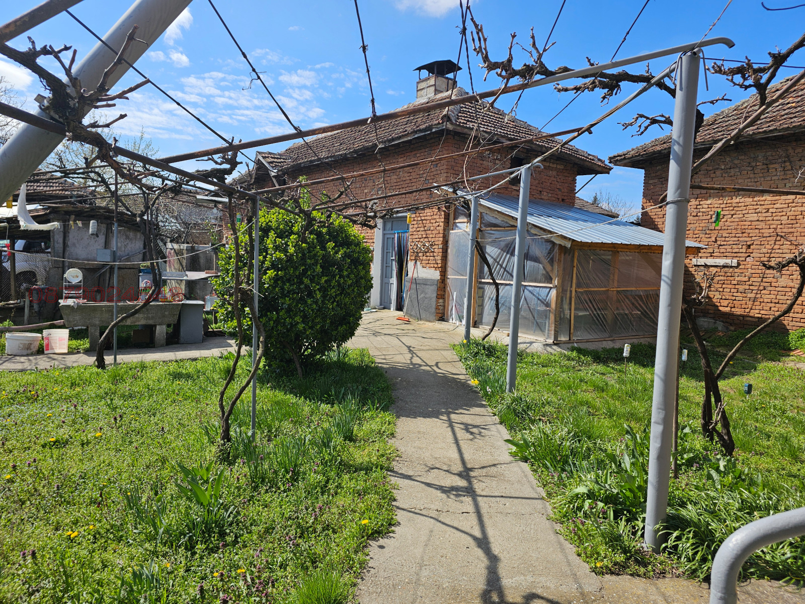 Продава КЪЩА, с. Гиген, област Плевен, снимка 3 - Къщи - 54061144