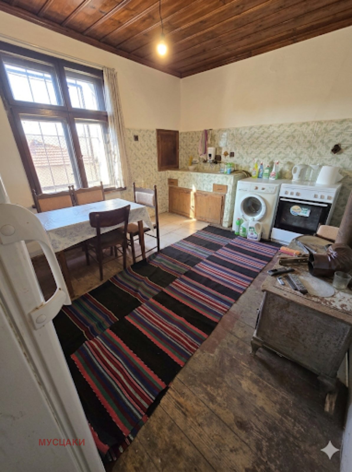 Продава КЪЩА, с. Гарваново, област Хасково