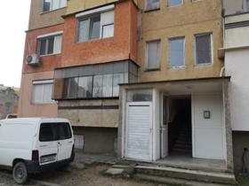 Продажба на имоти в гр. Роман, област Враца - изображение 1 