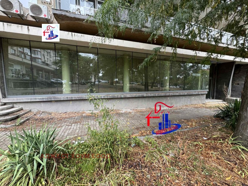 Te koop  Kantoor Sjumen , Tsentar , 150 m² | 47172847