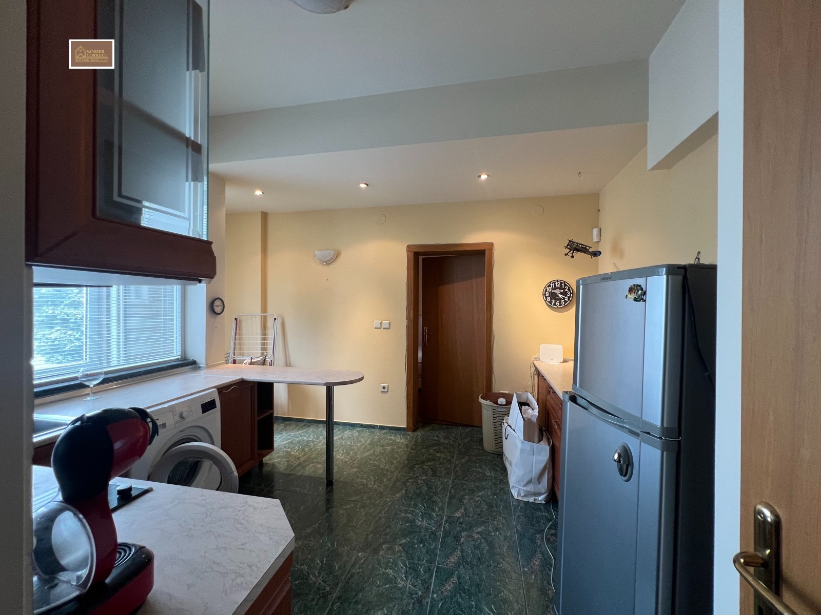 Продава 4-СТАЕН, гр. София, Център, снимка 13 - Апартаменти - 53884284