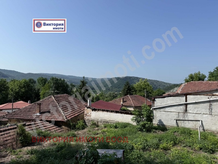 Продава КЪЩА, с. Зая, област Габрово, снимка 2 - Къщи - 50876426