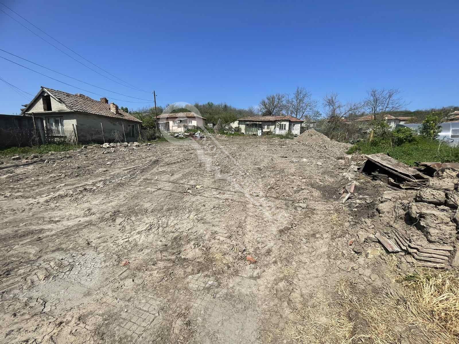 Продава КЪЩА, с. Царевец, област Велико Търново, снимка 3 - Къщи - 54341542